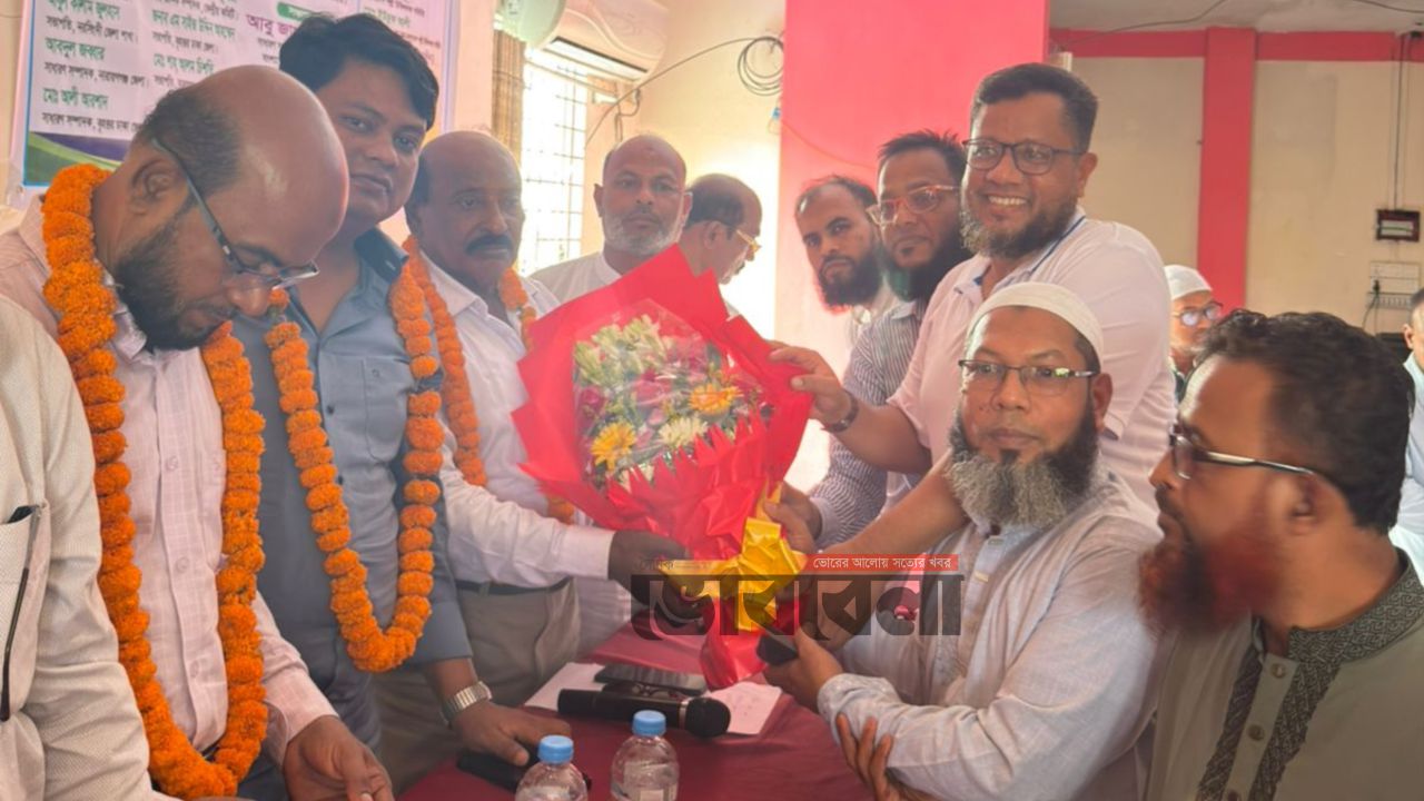 গাজীপুর জেলা পল্লী চিকিৎসক সমিতির কমিটি উদ্বোধন ও আলোচনা সভা অনুষ্ঠিত