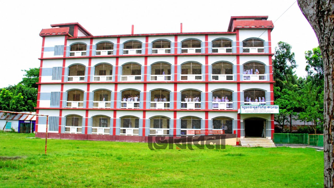 শার্টে লিখে নকল, মতলবে ৭ শিক্ষার্থী বহিষ্কার ও ৫ শিক্ষককে অব্যাহতি