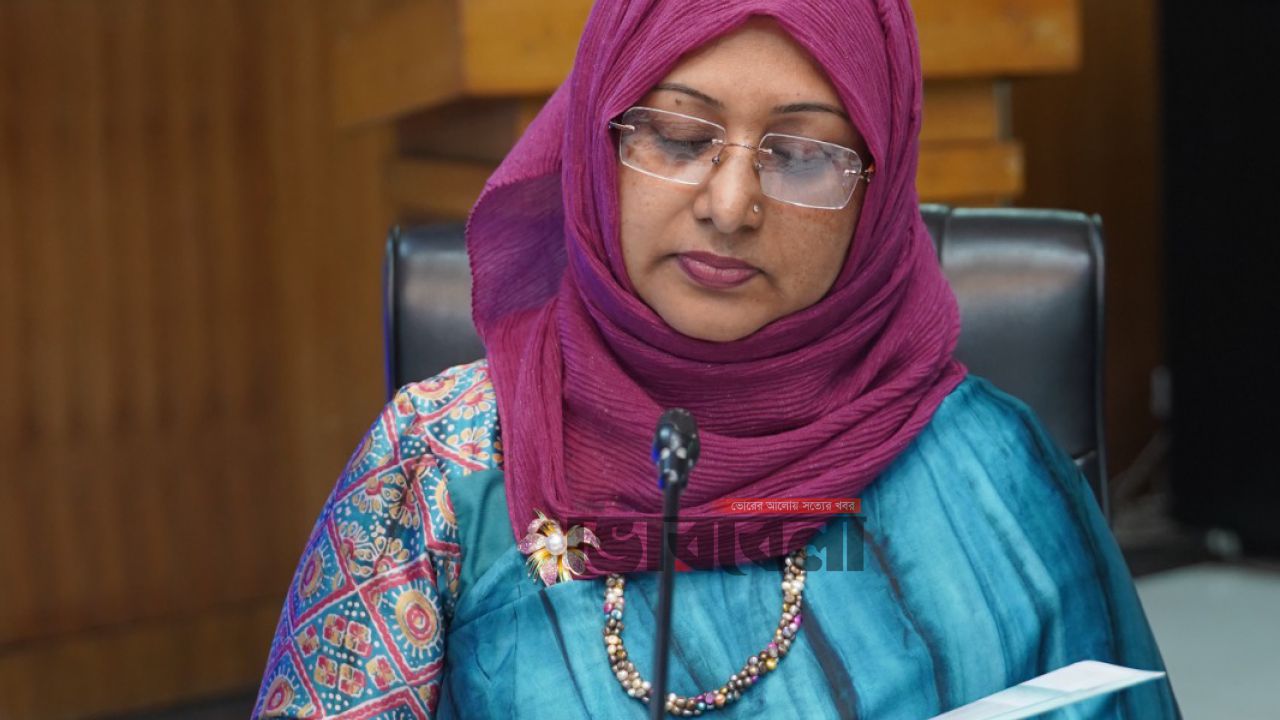 অন্যায়ের বিরুদ্ধে আপোষহীন ও নিরপেক্ষ কর্মকর্তা অঞ্জনা খান মজলিশ